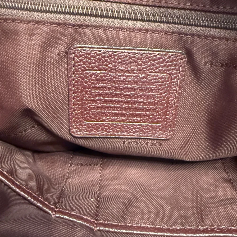 Coach Turnlock Dark Burgundy Chain Tote and Wallet Set - Picture 5 of 6